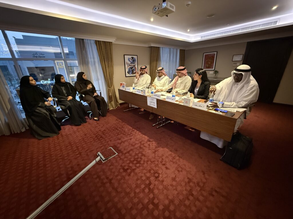 IMG 1321 1 - عروض مقترحات مبادرات الحوار المجتمعي 13