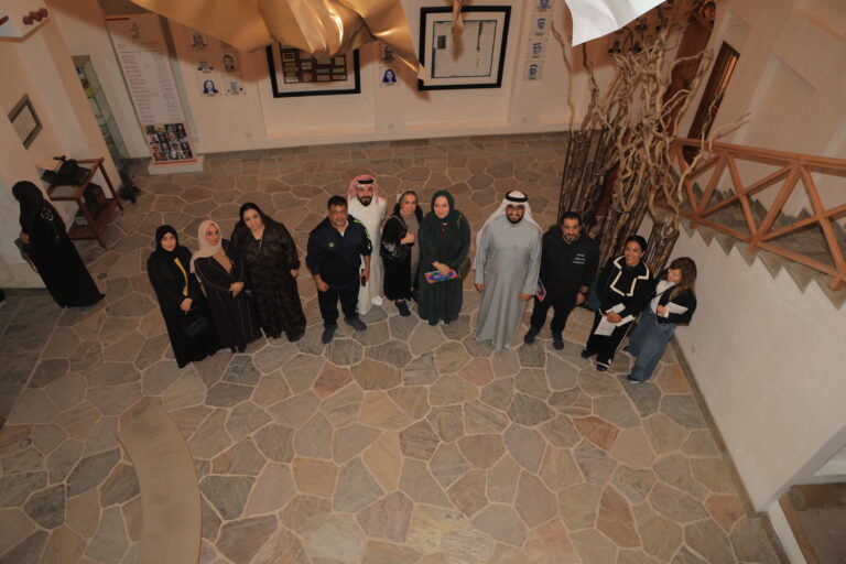 البحرينية للحوار تنظم جولة للأعضاء في ليالي المحرق