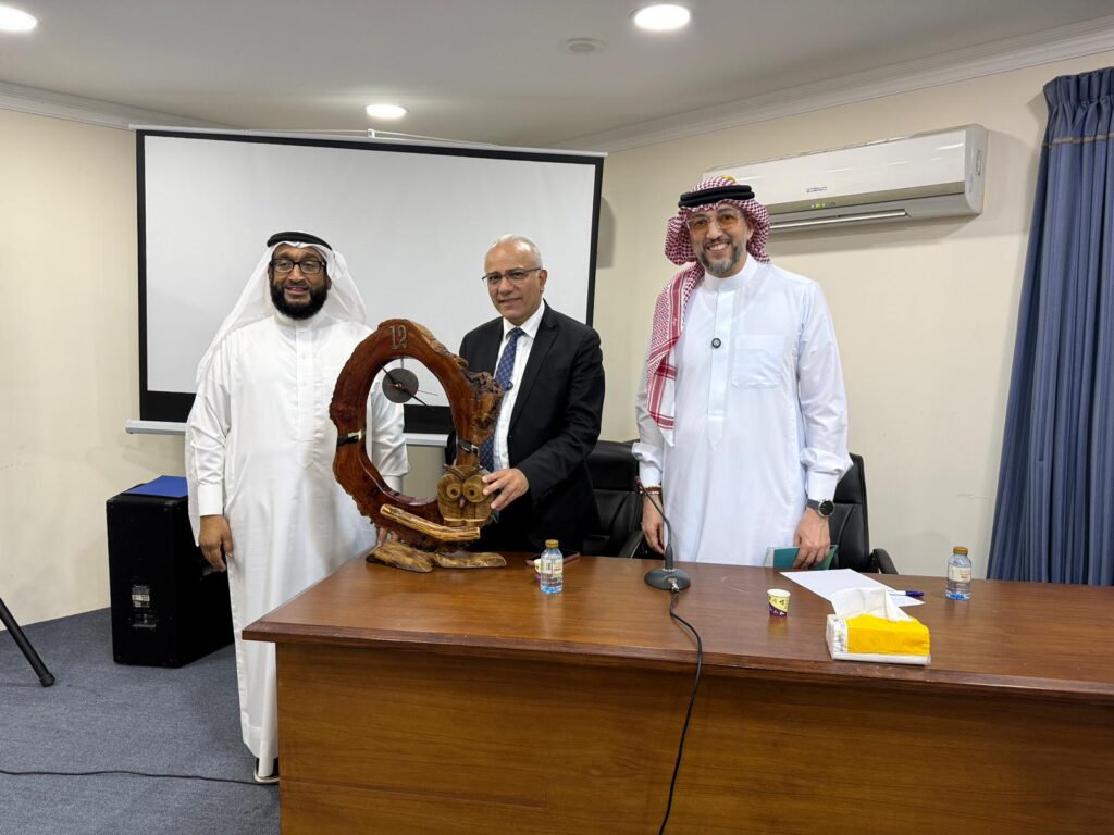 في حوار ملهم، البقالي ضيف الجلسة الثانية من "ملهمون" 4 WhatsApp Image 2026 02 15 at 5.42.03 PM 1 - في حوار ملهم، البقالي ضيف الجلسة الثانية من "ملهمون" 3