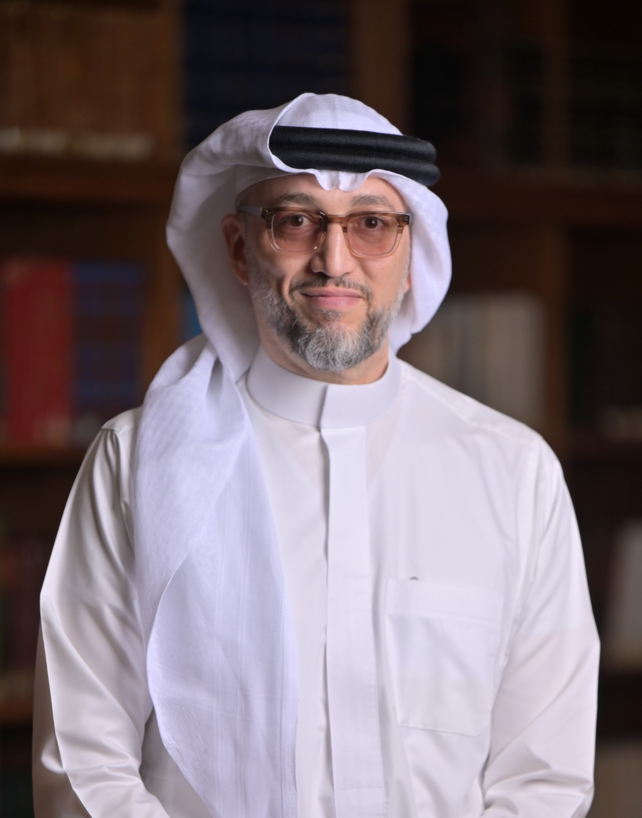سهيل القصيبي - القصيبي يشيد بمضامين كلمة وزير الداخلية ويؤكد أهمية التلاحم الوطني 1