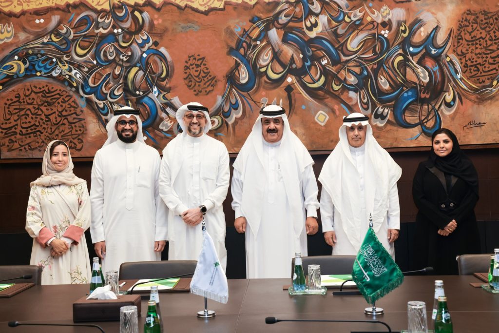 المؤسسة البحرينية للحوار توقع مذكرة تفاهم مع مركز الملك عبدالعزيز للتواصل الحضاري 4 IMG 2272 - المؤسسة البحرينية للحوار توقع مذكرة تفاهم مع مركز الملك عبدالعزيز للتواصل الحضاري 3