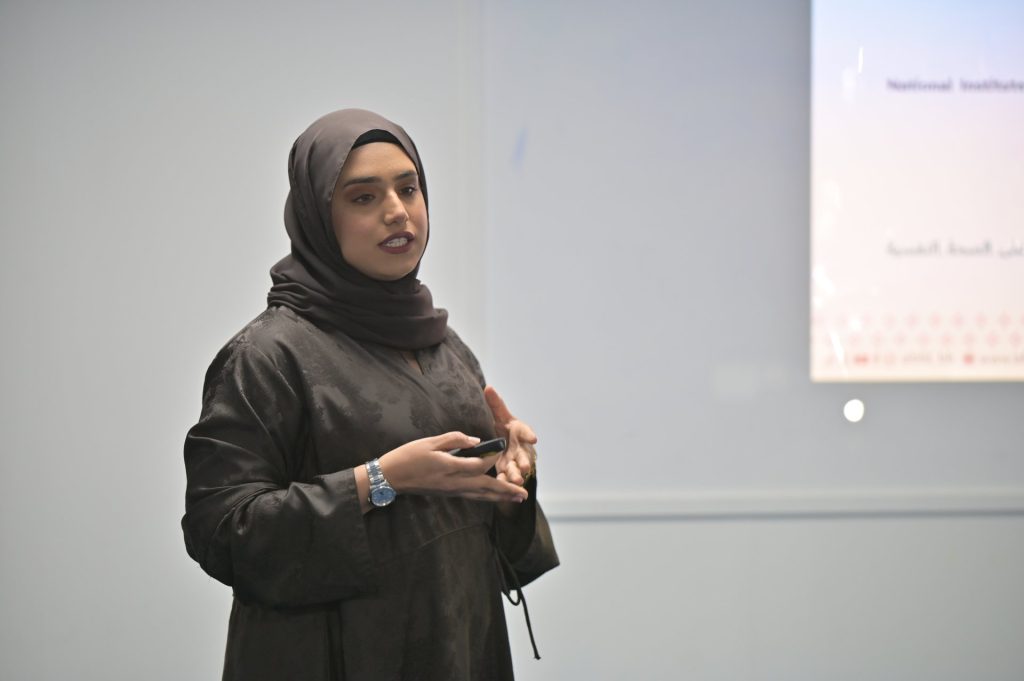 DSC 6870 - البحرينية للحوار تختتم «سفراء الحوار 2» في مدينة الشباب 2030 بعرض مشروعات للحوار المجتمعي 5